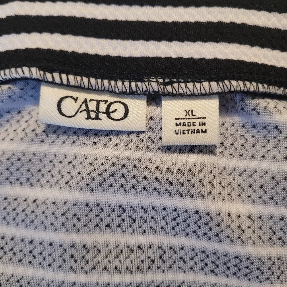 Cato black white